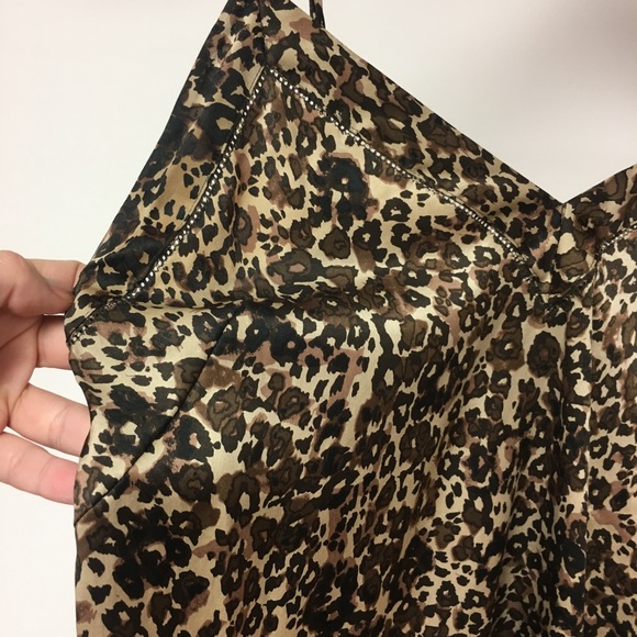 Wilfred Aritzia leopard brown silk camisole tank - Picture 3 of 7